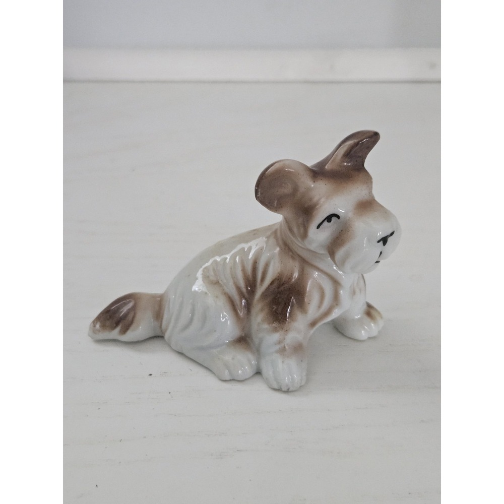 Vintage Porcelain Scottish‎ Terrier figurine made in Japan **READ**